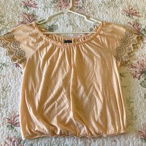 AE peachy pink top